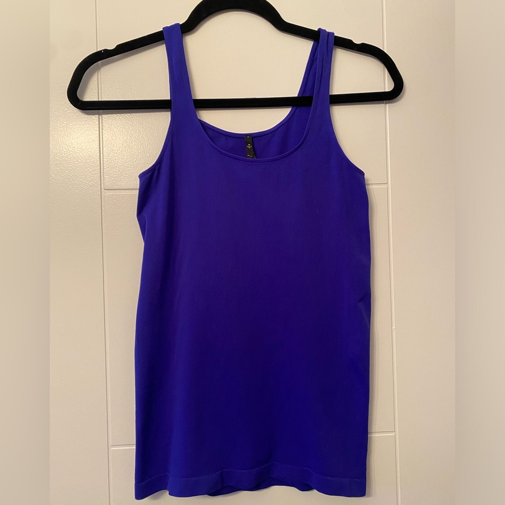 Babaton blue tank
